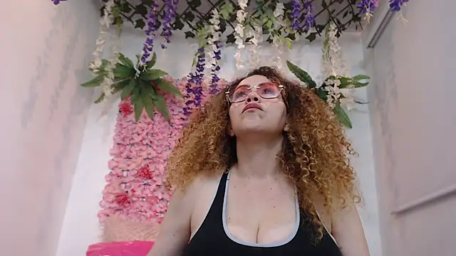 BLONDE SEXYHOT online show from 04-14-26, 12:43