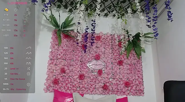 BLONDE SEXYHOT online show from 03-15-25, 09:38