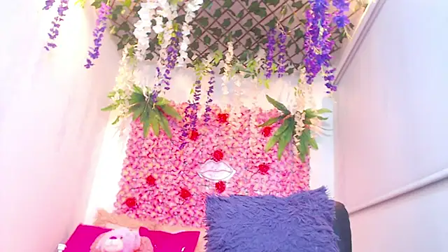 BLONDE SEXYHOT online show from 11-03-25, 11:30