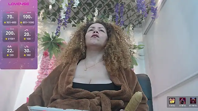 BLONDE SEXYHOT online show from 02-17-26, 12:57