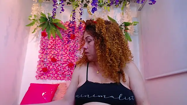 BLONDE SEXYHOT online show from 12-16-25, 09:41