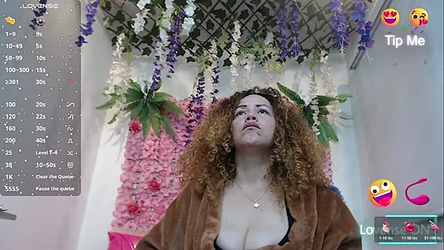 BLONDE SEXYHOT online show from 01-10-26, 10:10