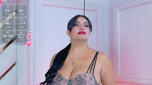 Kendall-Moll online show from 07-14-26, 02:23
