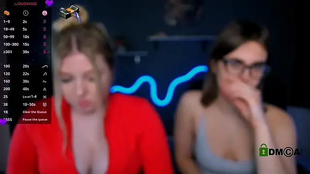 juli kisss online show from 03-19-25, 08:00