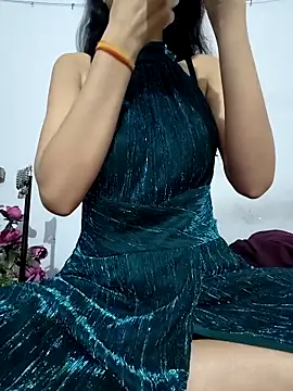 Snapshot of catreena chatting on 10-03-25, 06:53 catreena online show from 10-03-25, 06:53