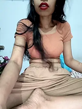 Snapshot of catreena chatting on 09-24-25, 06:47 catreena online show from 09-24-25, 06:47