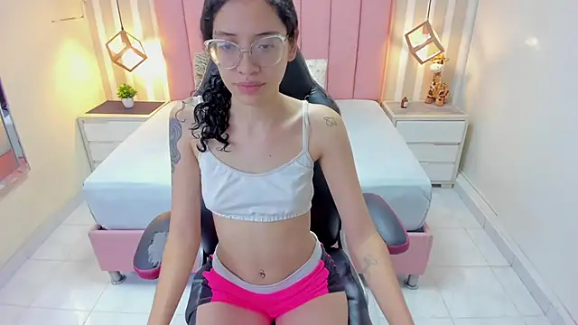 MAILYLOVE1 online show from 11-26-25, 01:11