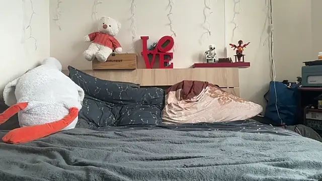 LinelikeOverseer online show from 03-08-26, 11:13