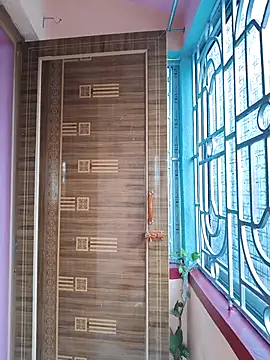 Snapshot of wild_bong_queen chatting on 09-21-25, 09:36 wild bong queen online show from 09-21-25, 09:36