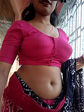 Snapshot of wild_bong_queen chatting on 03-03-25, 10:49 wild bong queen online show from 03-03-25, 10:49