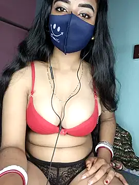 Snapshot of wild_bong_queen chatting on 01-19-25, 06:21 wild bong queen online show from 01-19-25, 06:21