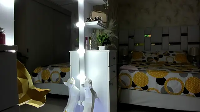 cherryfox88 online show from 09-14-25, 12:11