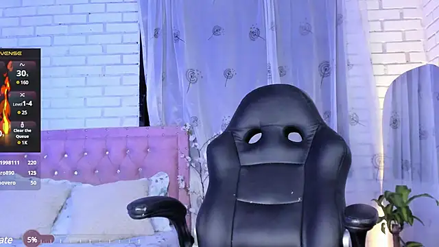 Snapshot of April_Scarlett chatting on 01-16-25, 05:32 April Scarlett online show from 01-16-25, 05:32