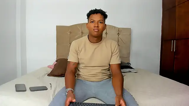 sasha fox00 online show from 02-28-25, 05:04