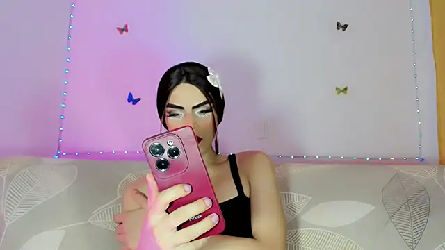 Snapshot of TatiGil chatting on 06-06-26, 08:47 TatiGil online show from 06-06-26, 08:47