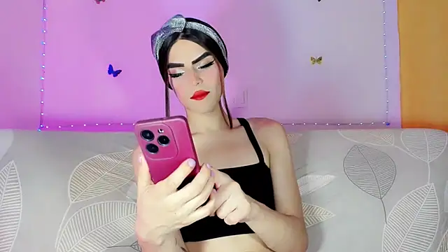 TatiGil online show from 06-18-26, 09:31