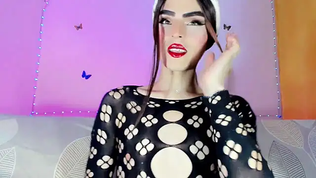 TatiGil online show from 06-12-26, 08:28