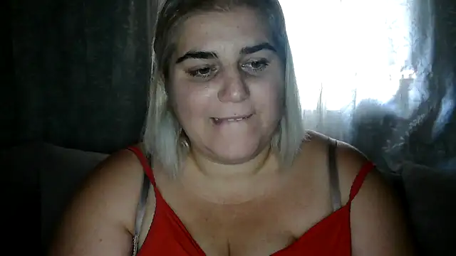 Snapshot of IvannaMystique chatting on 07-20-26, 10:22 IvannaMystique online show from 07-20-26, 10:22