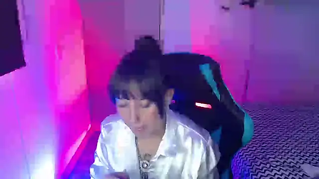 Skarlet Adams28 online show from 04-15-26, 09:59