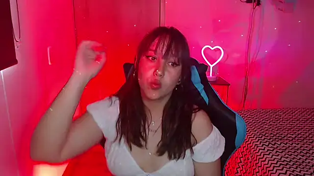 Skarlet Adams28 online show from 03-26-26, 08:40