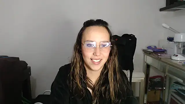 Skarlet Adams28 online show from 03-05-25, 11:16