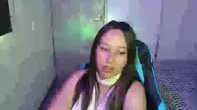 Skarlet Adams28 online show from 03-12-26, 07:07