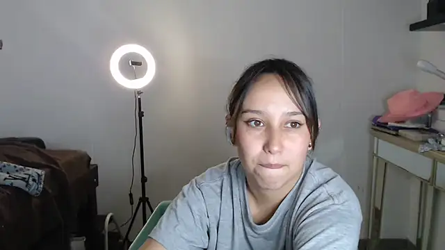 Skarlet Adams28 online show from 03-19-25, 01:43