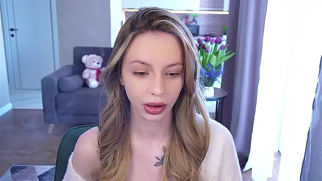 wowmolly online show from 03-11-26, 10:09