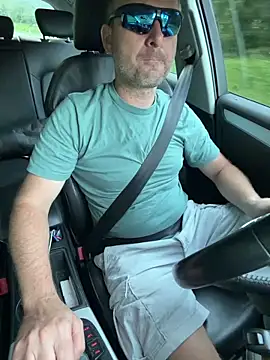 Snapshot of w12er chatting on 06-18-26, 06:24 w12er online show from 06-18-26, 06:24