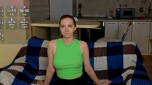 Candy Lynni online show from 01-26-25, 04:09