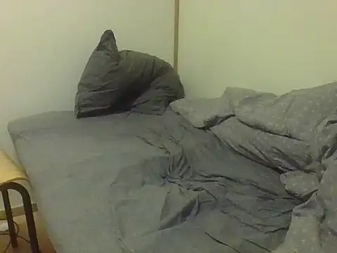 Snapshot of sympatyczny223 chatting on 02-01-26, 08:34 sympatyczny223 online show from 02-01-26, 08:34