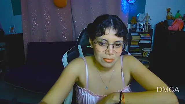 Snapshot of Drea_Foox chatting on 03-15-26, 03:02 Drea Foox online show from 03-15-26, 03:02