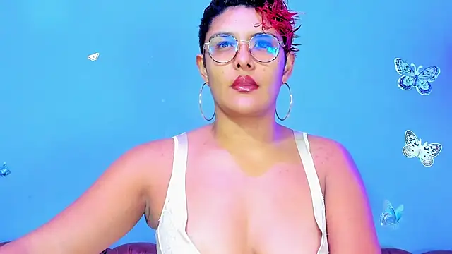 Kaira mosse online show from 05-05-26, 10:51