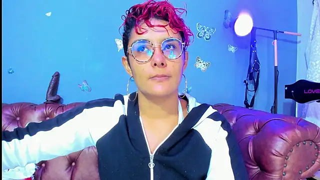 Kaira mosse online show from 05-09-26, 11:24