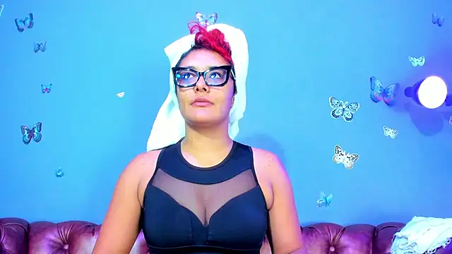 Kaira mosse online show from 05-22-26, 12:03