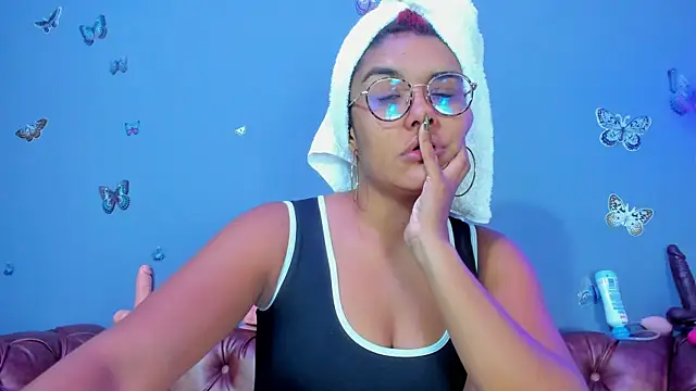 Kaira mosse online show from 04-07-26, 11:01