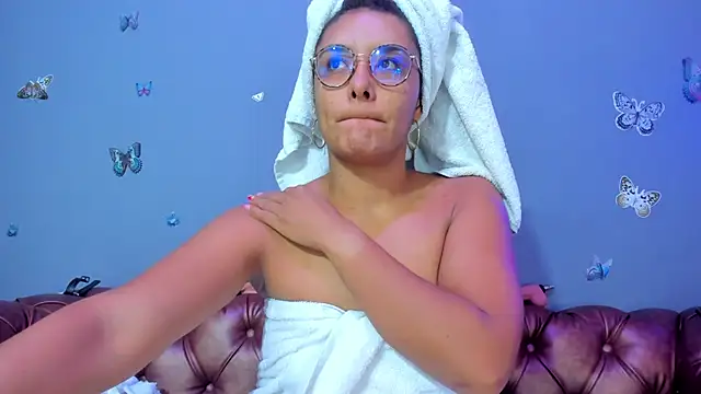 Kaira mosse online show from 06-14-26, 11:44