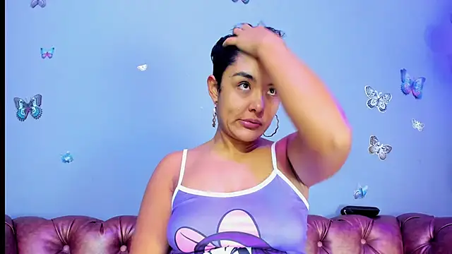 Kaira mosse online show from 11-11-25, 11:05