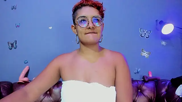 Kaira mosse online show from 03-11-26, 12:10