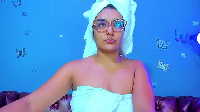 Kaira mosse online show from 06-16-26, 11:54