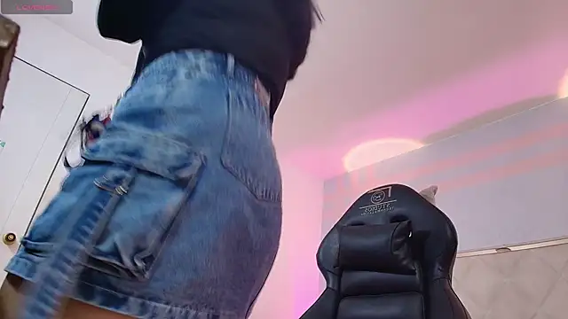 Brendda tay online show from 03-06-26, 03:23