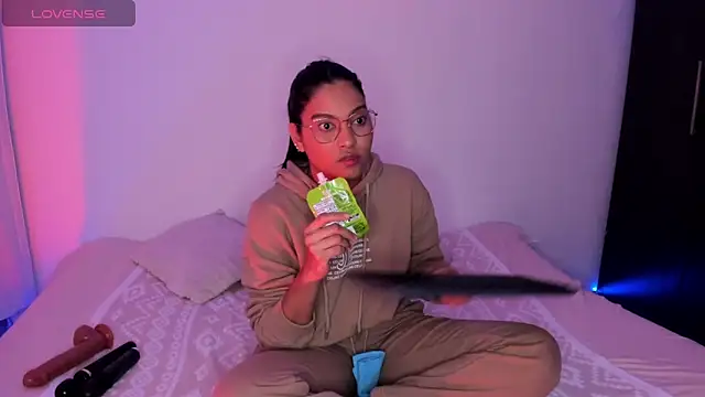 AnneteLynch online show from 03-06-26, 11:22