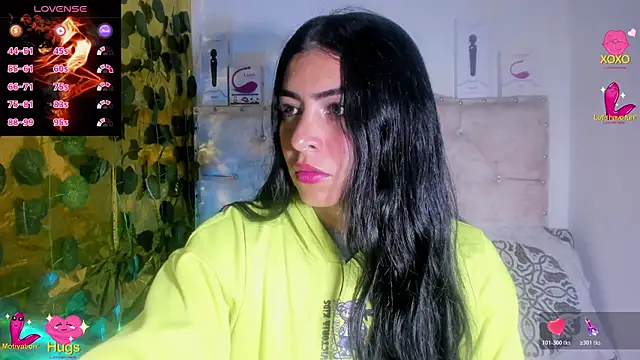 cristalconnorr online show from 10-24-25, 04:28