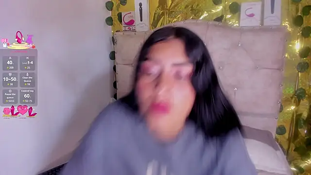 cristalconnorr online show from 05-04-26, 02:20