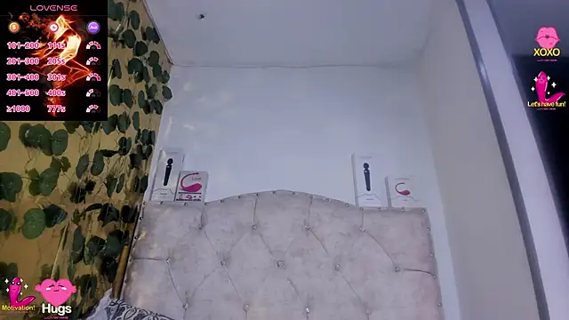 cristalconnorr online show from 10-23-25, 04:05