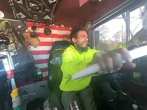 XMeF10 online show from 01-13-26, 04:11