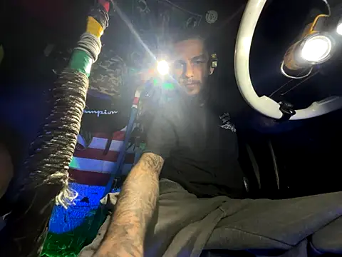 XMeF10 online show from 11-24-25, 10:37