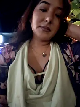 Snapshot of yarely9 chatting on 05-16-26, 03:38 yarely9 online show from 05-16-26, 03:38