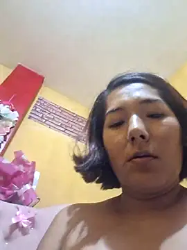 Snapshot of yarely9 chatting on 06-14-26, 04:57 yarely9 online show from 06-14-26, 04:57