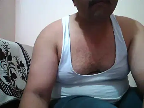 Snapshot of Akhil3290 chatting on 03-24-26, 04:40 Akhil3290 online show from 03-24-26, 04:40